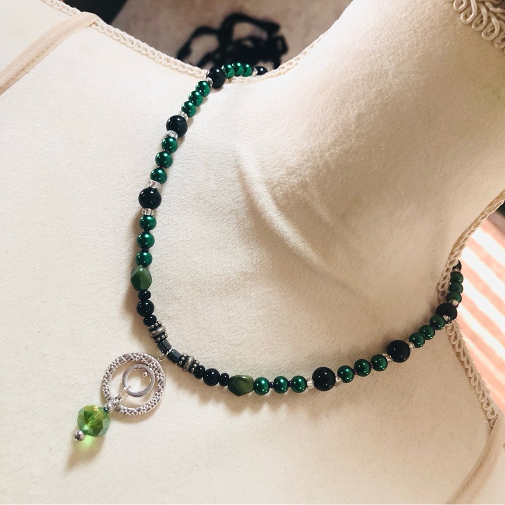 Handcrafted repurpose swivel pendant crystal onyx stone beaded necklace